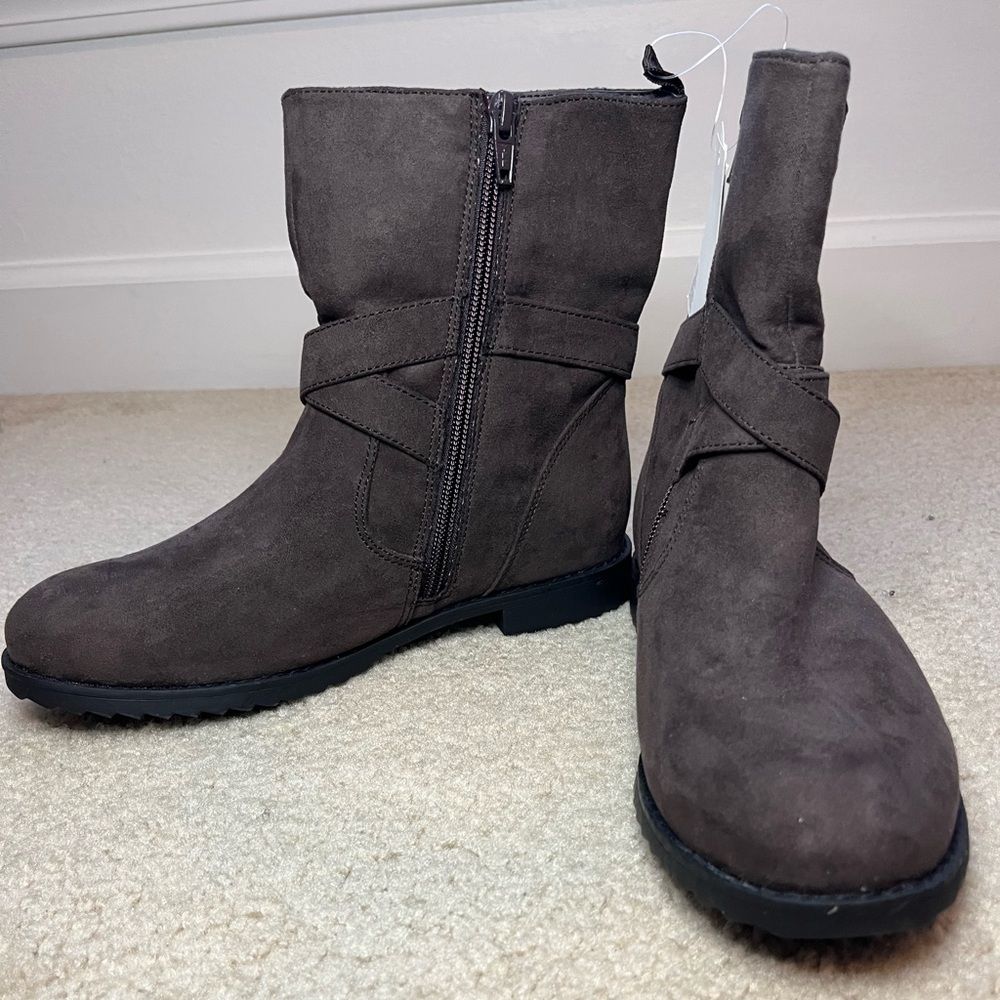 NEW GAP Girls Dark Chocolate Brown Moto Side Zip Boots Size 4